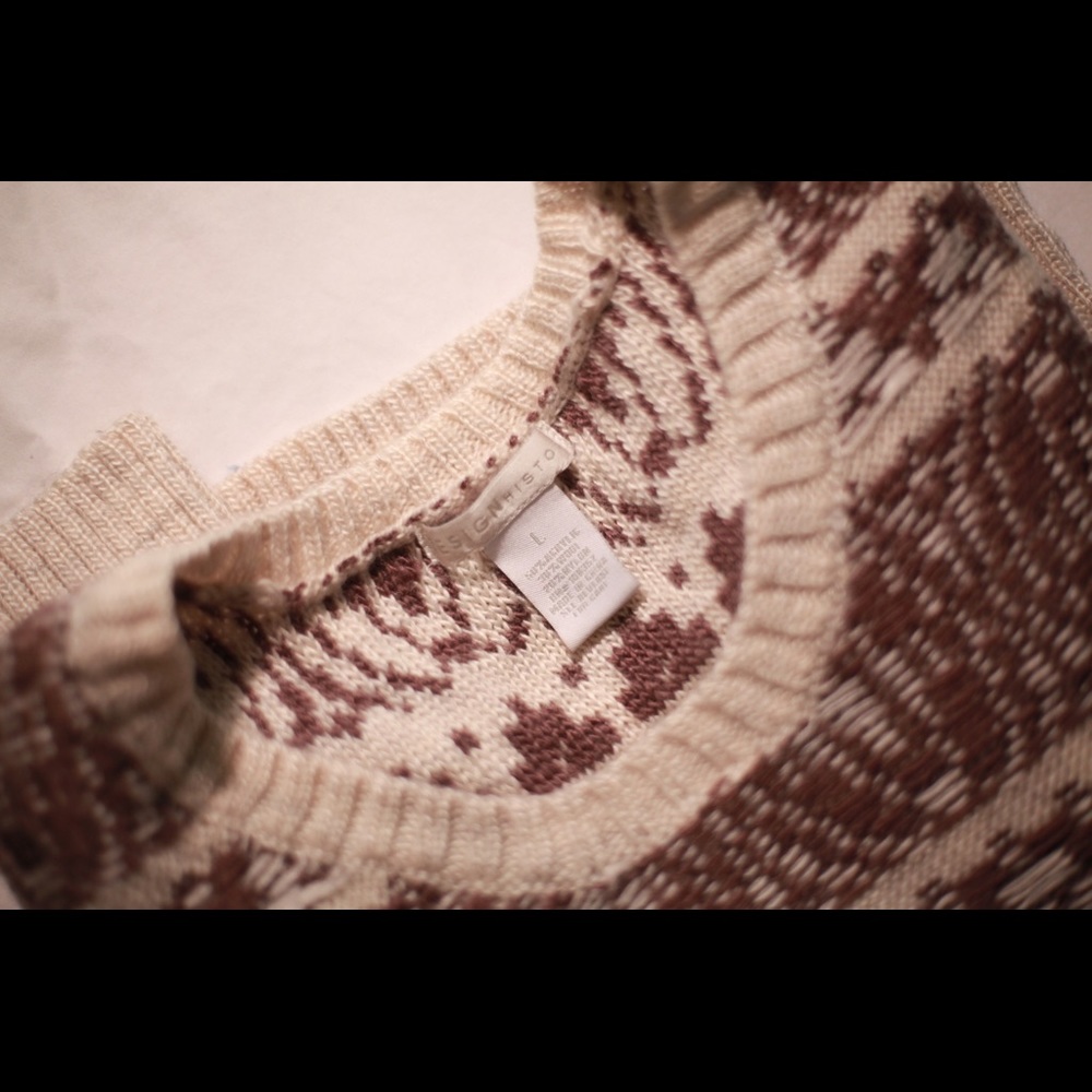 Sweater - Picture 6 of 7